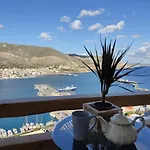 Spongia And Kálymnos