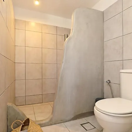 Spongia Apartments And Suites Kalymnos מלון Kálymnos