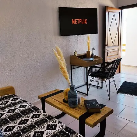 Отель Spongia Apartments And Suites Kalymnos Kalymnos Town