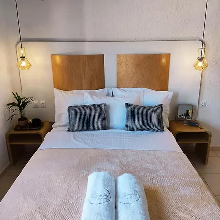 Отель Spongia Apartments And Suites Kalymnos Kalymnos Town