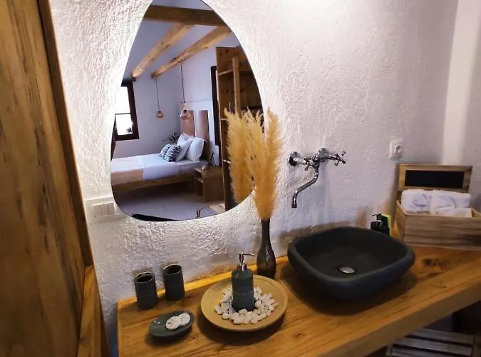 Spongia And Kálymnos