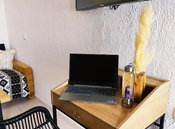 Spongia And Kálymnos