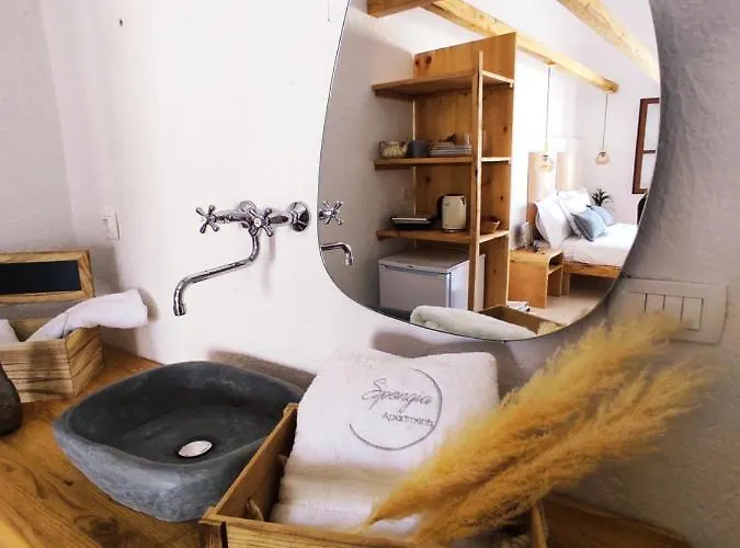 Spongia And Kálymnos