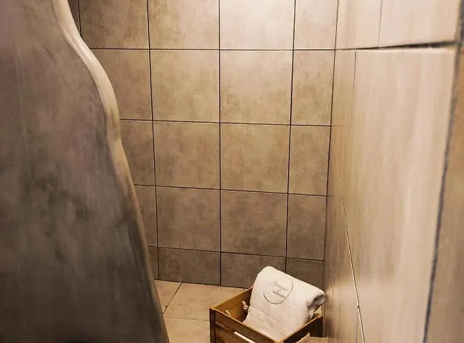 فندق Spongia And